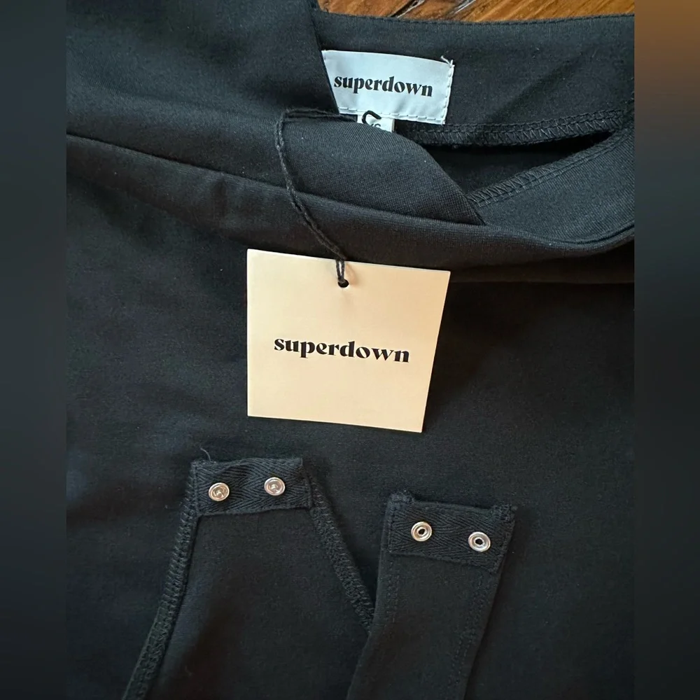 XS Women’s Superdown Rockie One Shoulder Bodysuit Black Asymmetrical Top - NWT - Picture 11 of 13